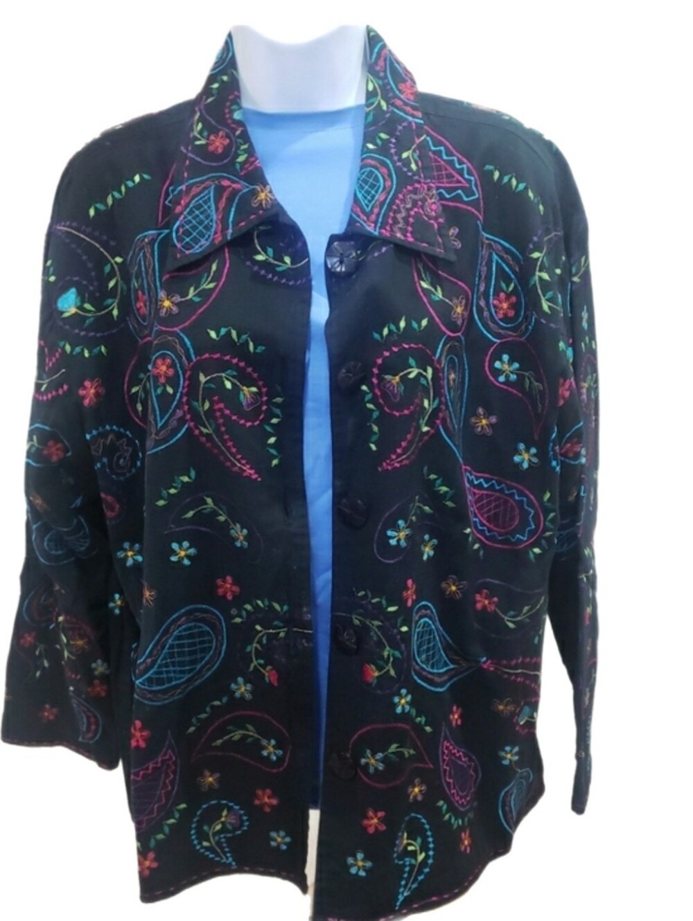 Units Woman Black Embroidered Paisley Button-Up Jacket, 1X